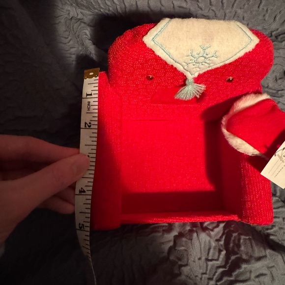 Target 5.5” Featherly Friends Chair Christmas Figurine - Picture 4 of 5